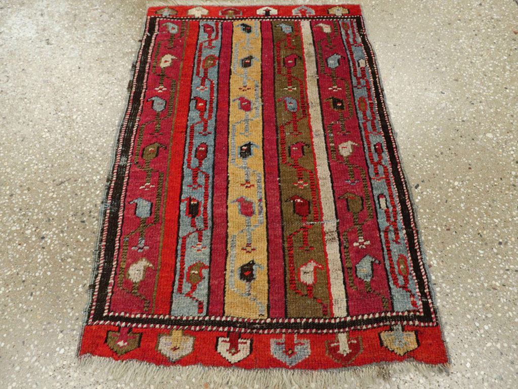 Antique Turkish Ghiordes Rug, No.19944 - Galerie Shabab