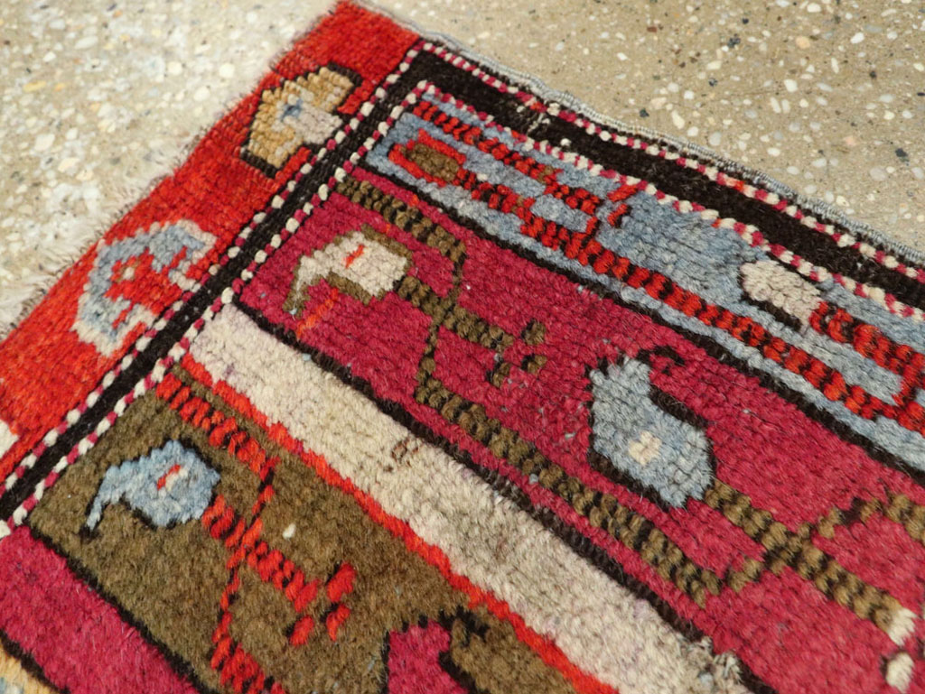 Antique Turkish Ghiordes Rug, No.19944 - Galerie Shabab