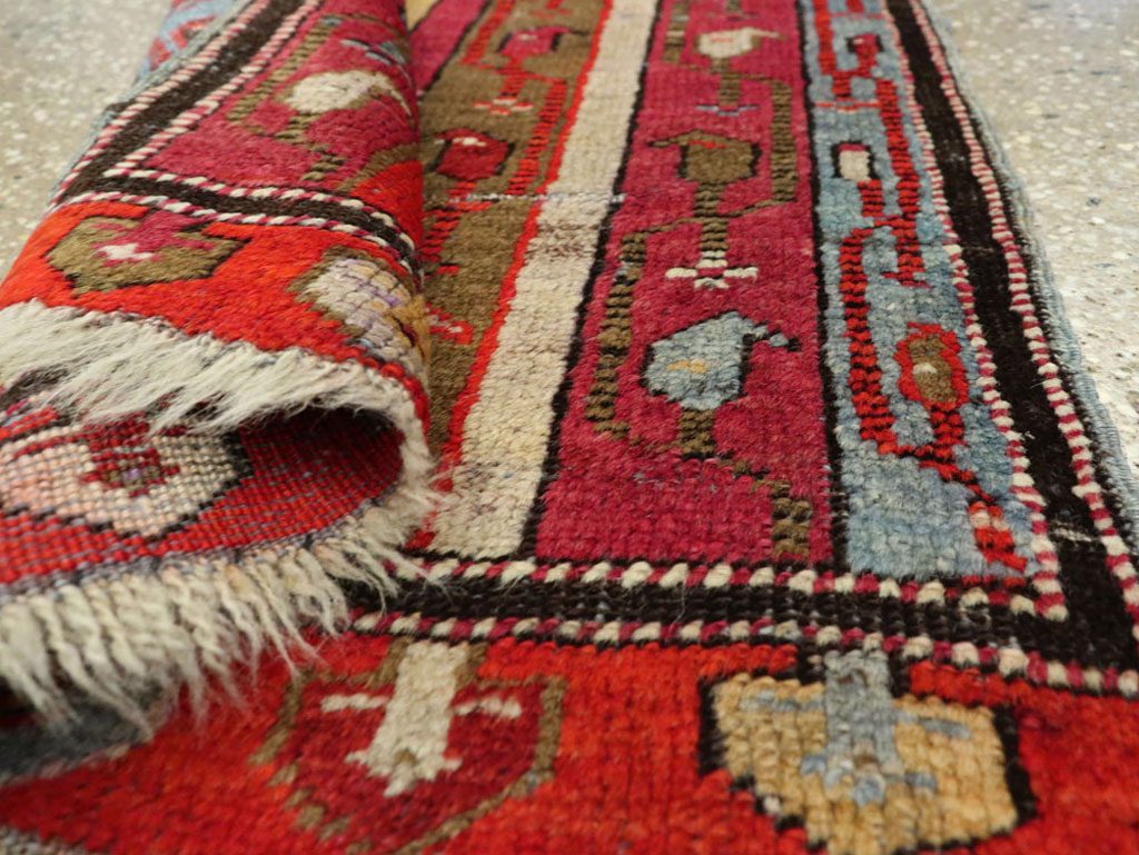 Antique Turkish Ghiordes Rug, No.19944 - Galerie Shabab