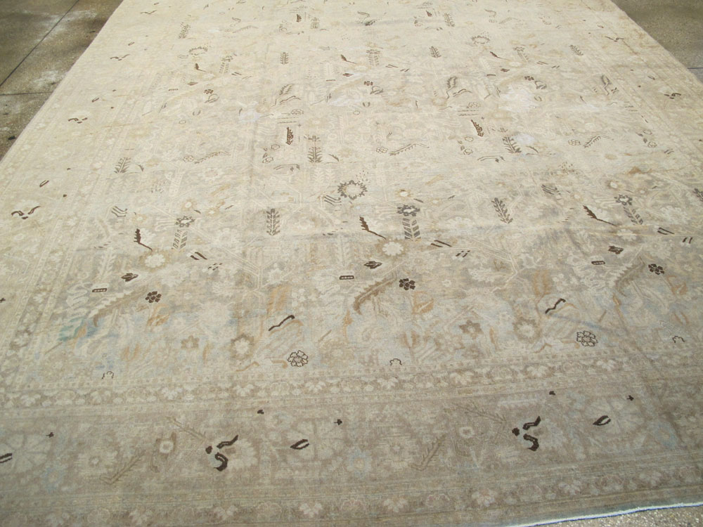 Antique Persian Tabriz Carpet, No.19980 - Galerie Shabab