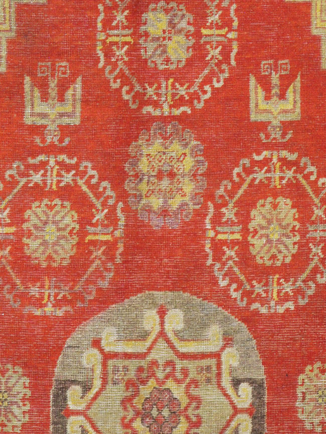 Vintage East Turkestan Khotan Carpet, No.19985 - Galerie Shabab