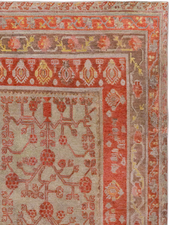 Antique East Turkestan Khotan Gallery Rug, No.19989 - Galerie Shabab