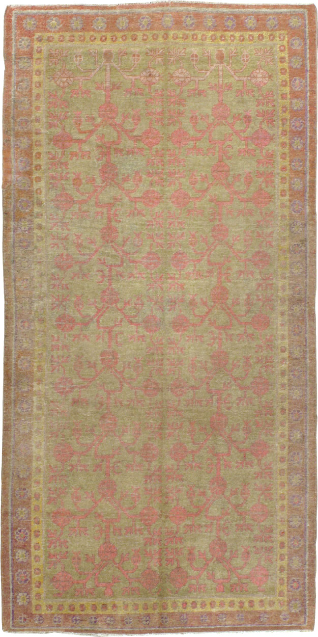 Vintage East Turkestan Khotan Rug, No.19990 - Galerie Shabab