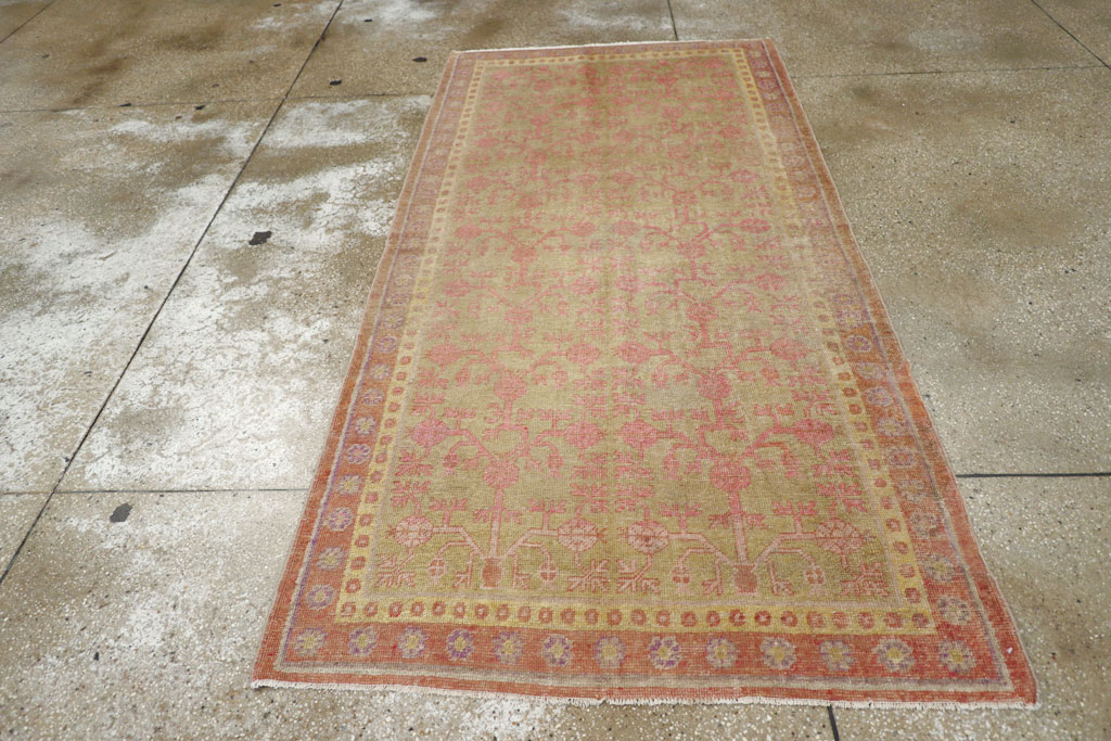 Vintage East Turkestan Khotan Rug, No.19990 - Galerie Shabab