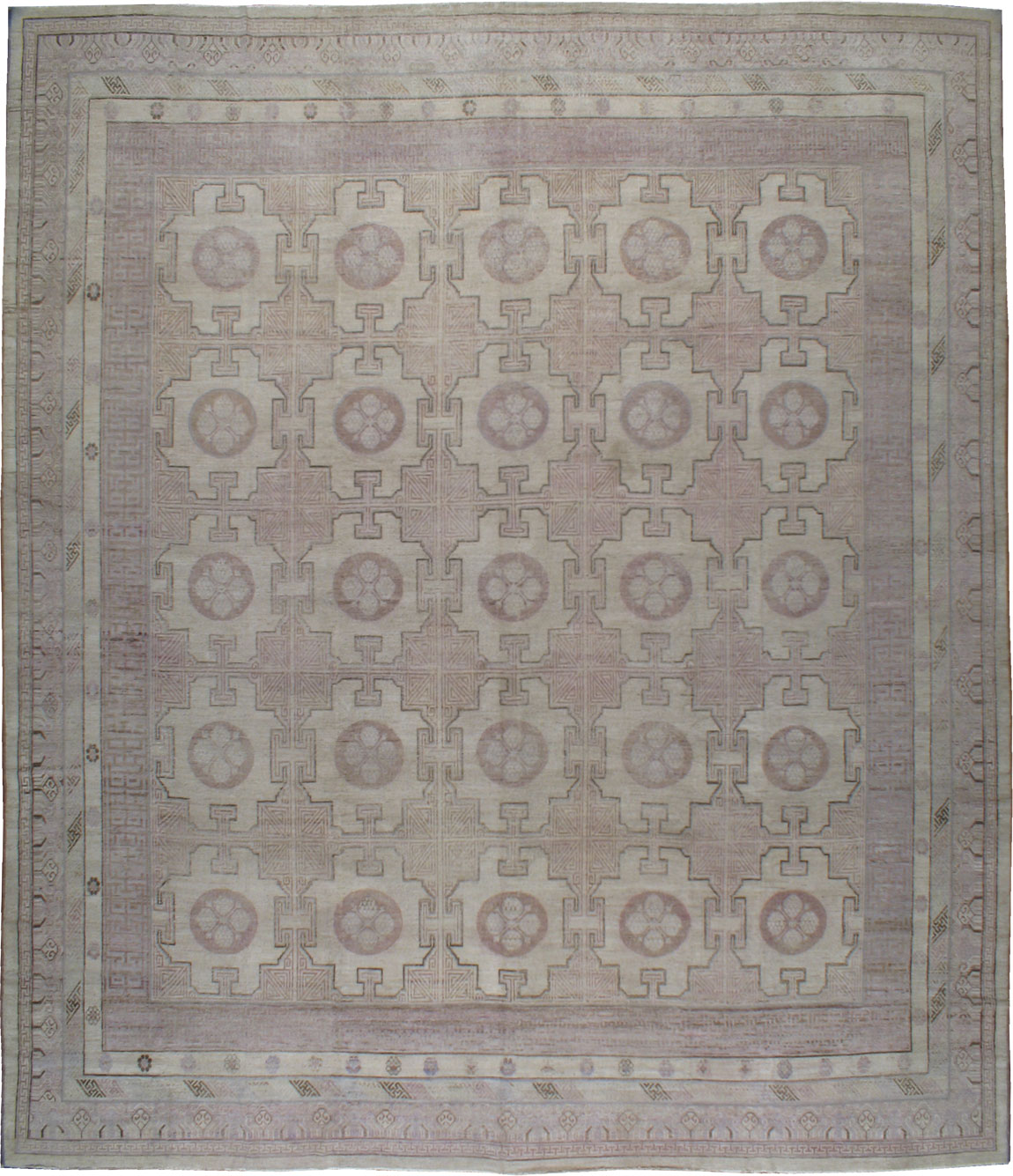 Vintage Khotan Carpet, No.20002 - Galerie Shabab