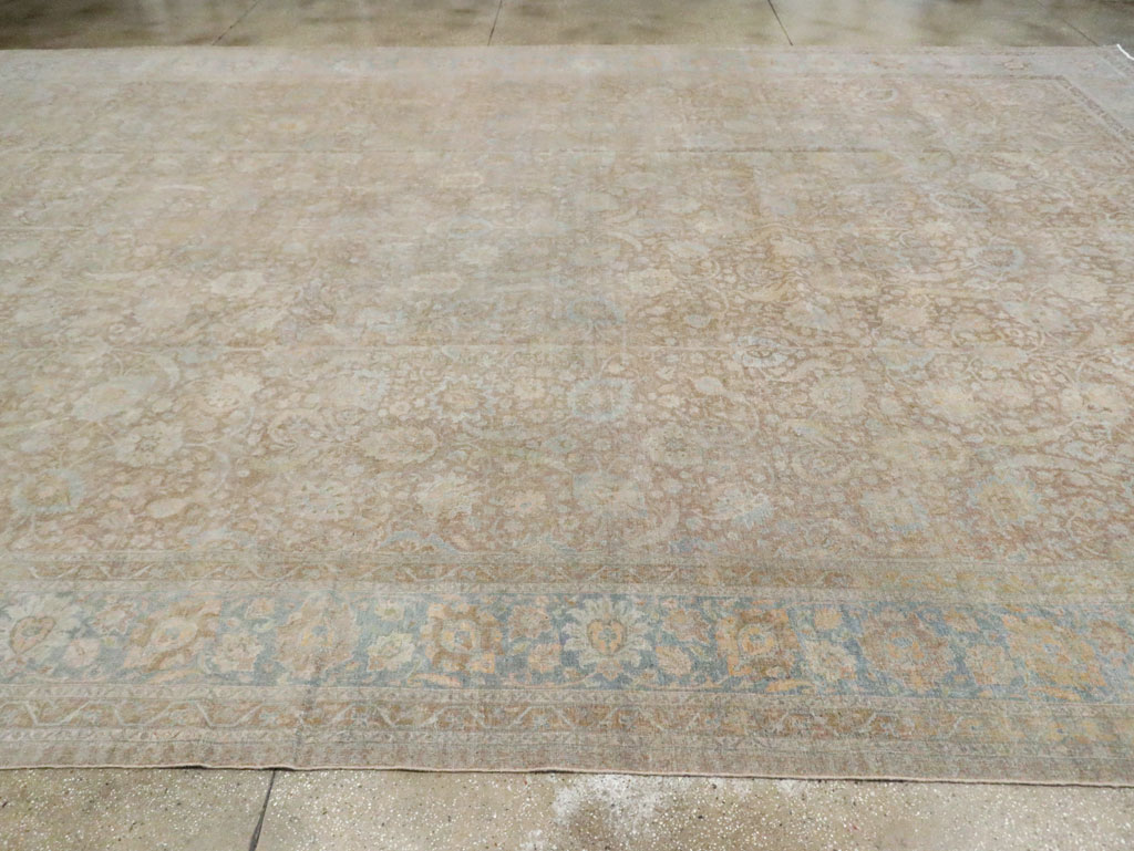 Antique Persian Tabriz Oversize Carpet, No.20010 - Galerie Shabab
