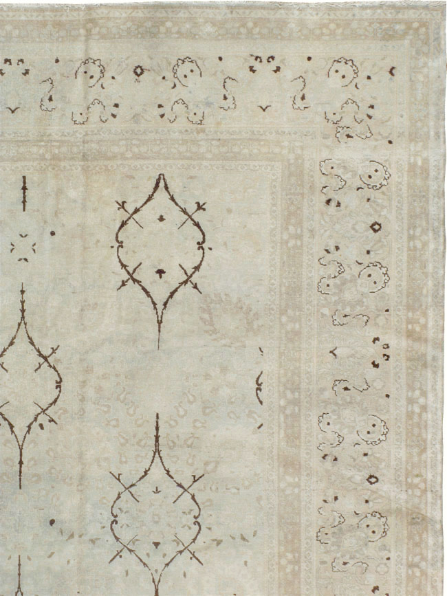 Antique Persian Tabriz Carpet, No.20014 - Galerie Shabab