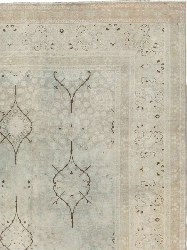 Antique Persian Tabriz Carpet, No.20014 - Galerie Shabab