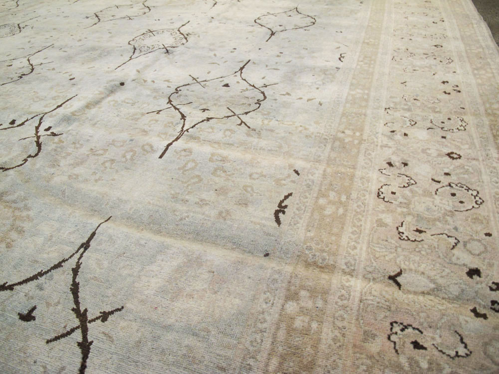 Antique Persian Tabriz Carpet, No.20014 - Galerie Shabab