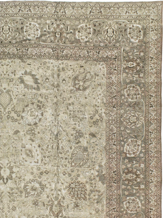Antique Persian Tabriz Carpet, No.20018 - Galerie Shabab