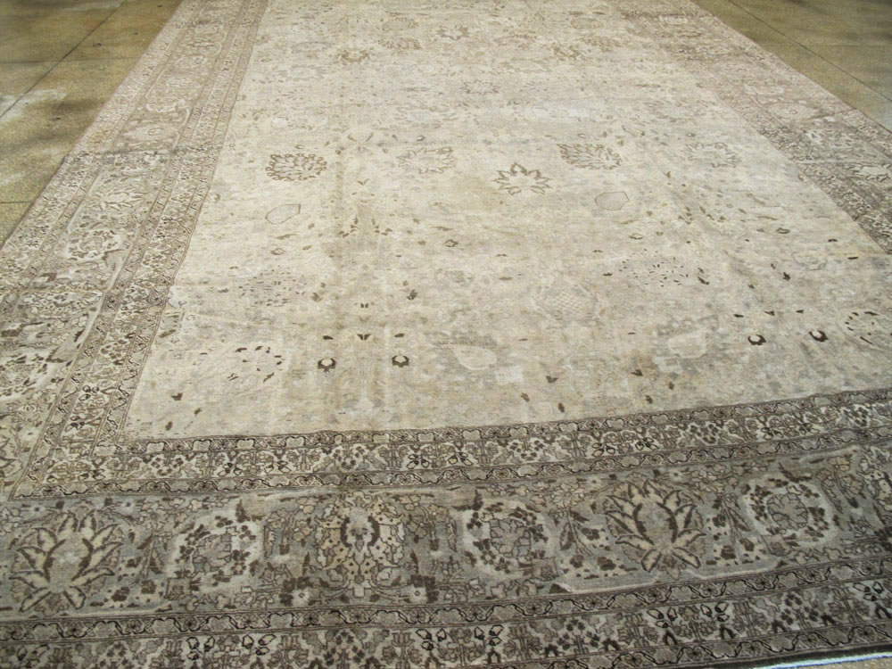 Antique Persian Tabriz Carpet, No.20018 - Galerie Shabab