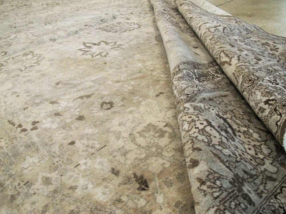 Antique Persian Tabriz Carpet, No.20018 - Galerie Shabab