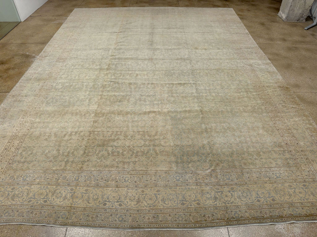 Antique Persian Tabriz Carpet, No.20023 - Galerie Shabab