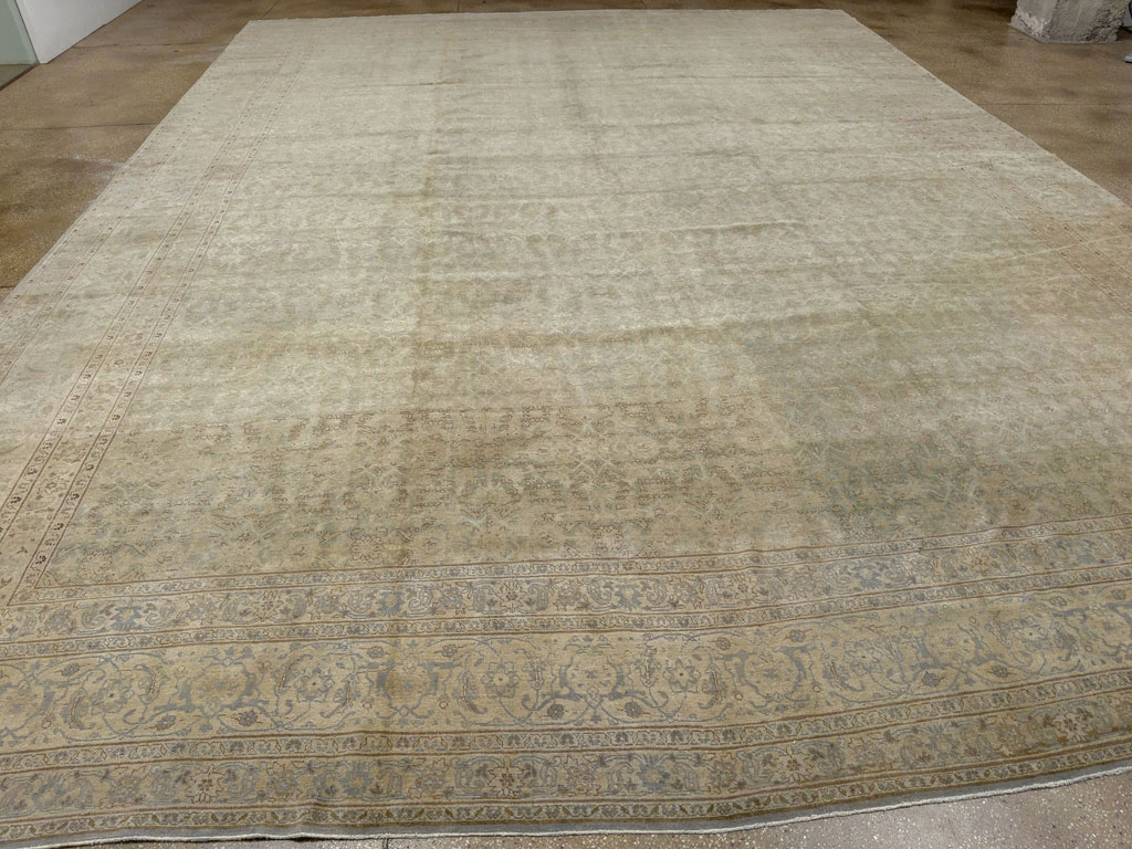 Antique Persian Tabriz Carpet, No.20023 - Galerie Shabab