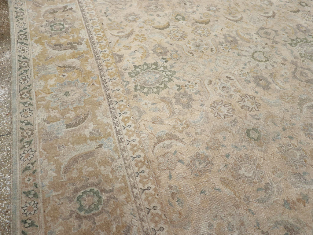 Vintage Persian Tabriz Room Size Carpet, No.20031 - Galerie Shabab