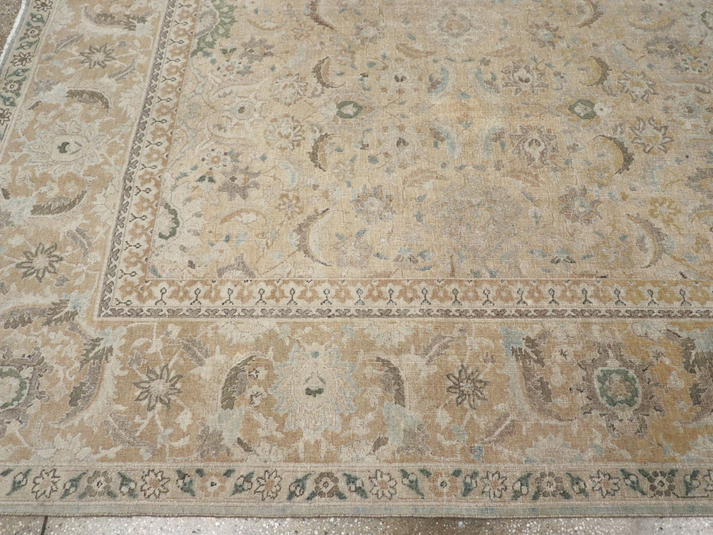 Vintage Persian Tabriz Room Size Carpet, No.20031 - Galerie Shabab