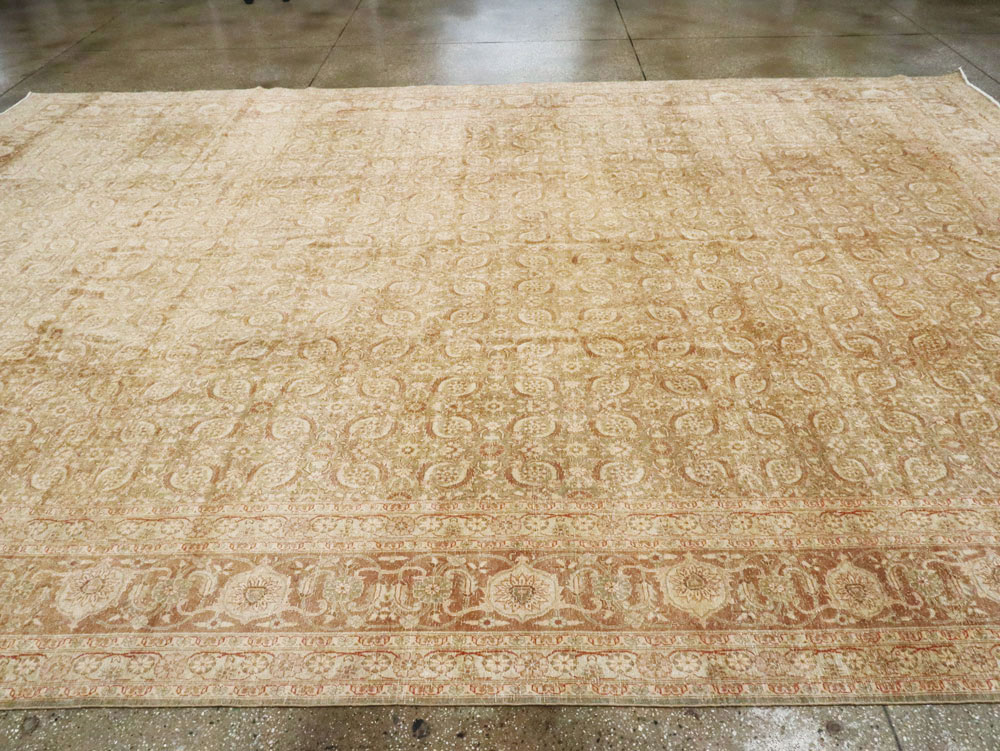 Antique Persian Lavar Kerman Carpet, No.20039 - Galerie Shabab