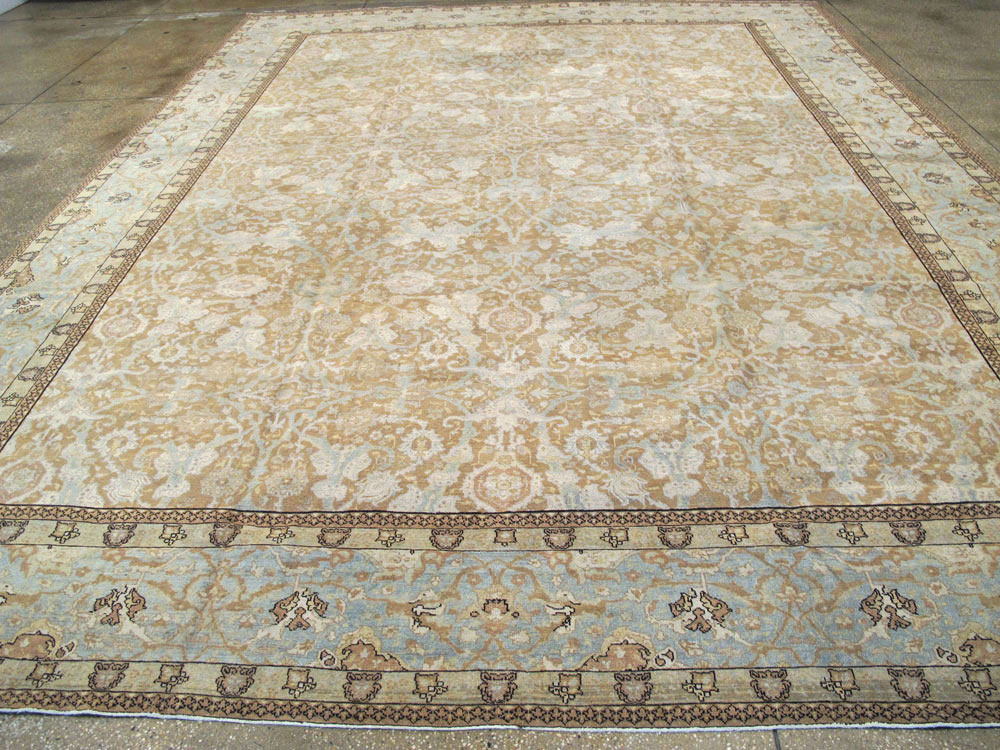 Antique Persian Tabriz Carpet, No.20048 - Galerie Shabab