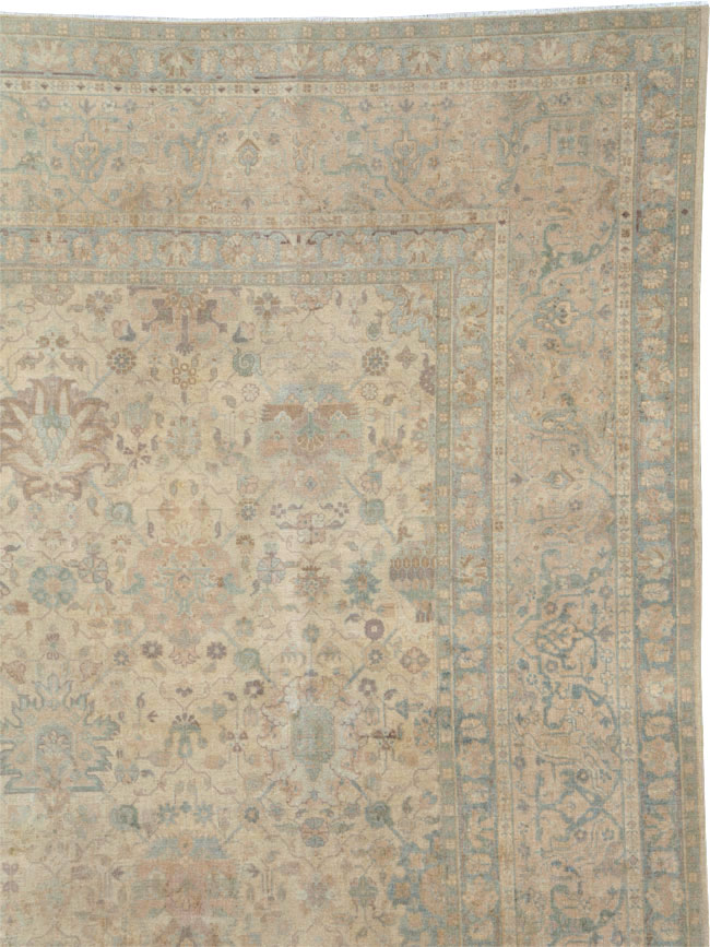Antique Persian Tabriz Carpet, No.20065 - Galerie Shabab