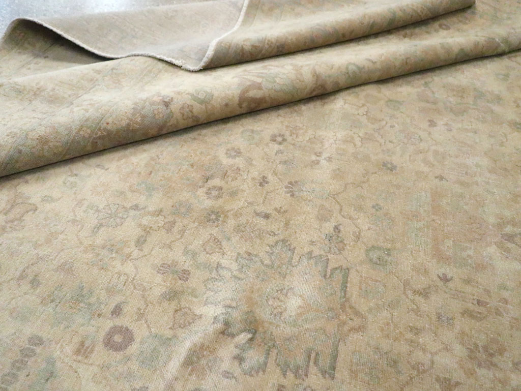 Antique Persian Tabriz Carpet, No.20065 - Galerie Shabab