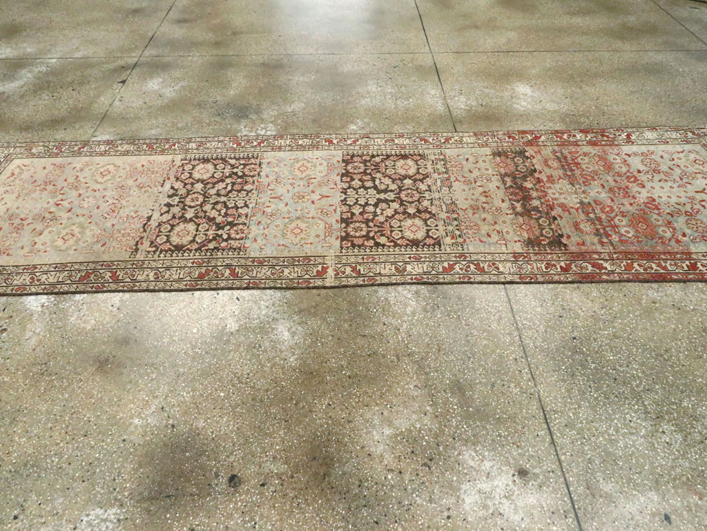 Vintage Persian Malayer Runner, No.20067 - Galerie Shabab