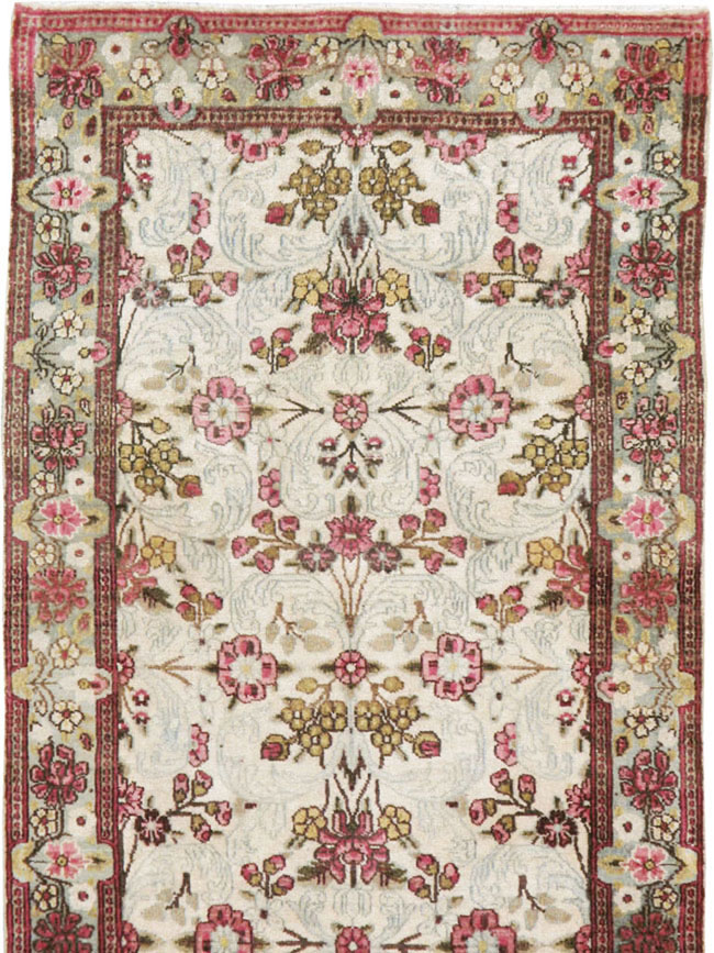 Vintage Persian Lavar Kerman Runner, No.20068 - Galerie Shabab