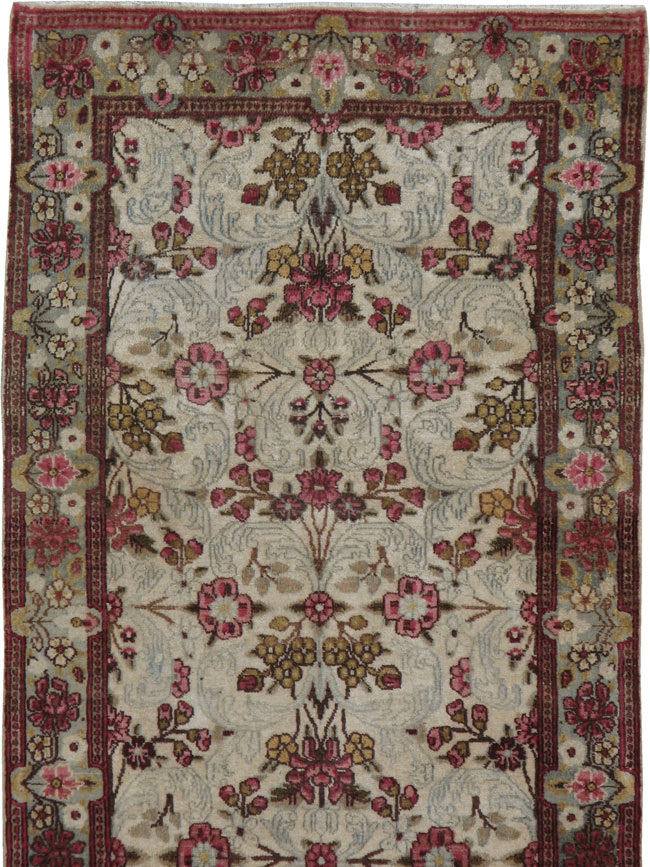 Vintage Persian Lavar Kerman Runner, No.20068 - Galerie Shabab