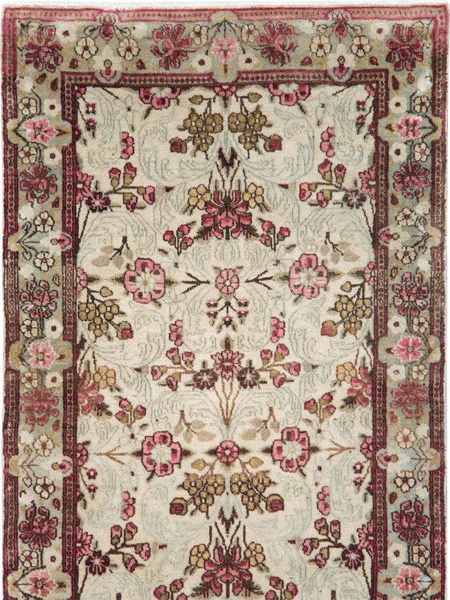 Vintage Persian Lavar Kerman Runner, No.20072 - Galerie Shabab