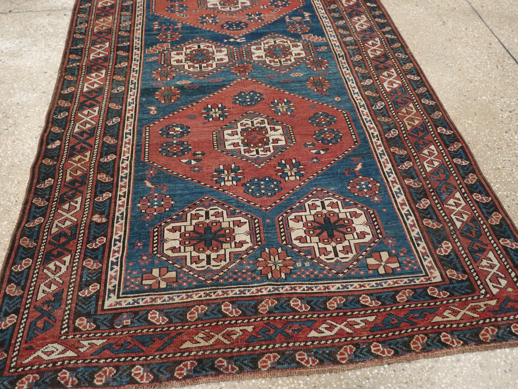 Antique Caucasian Kazak Rug, No.20077 - Galerie Shabab