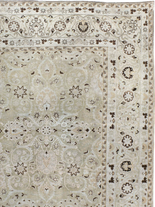 Vintage Persian Mashad Room Size Carpet, No.20082 - Galerie Shabab