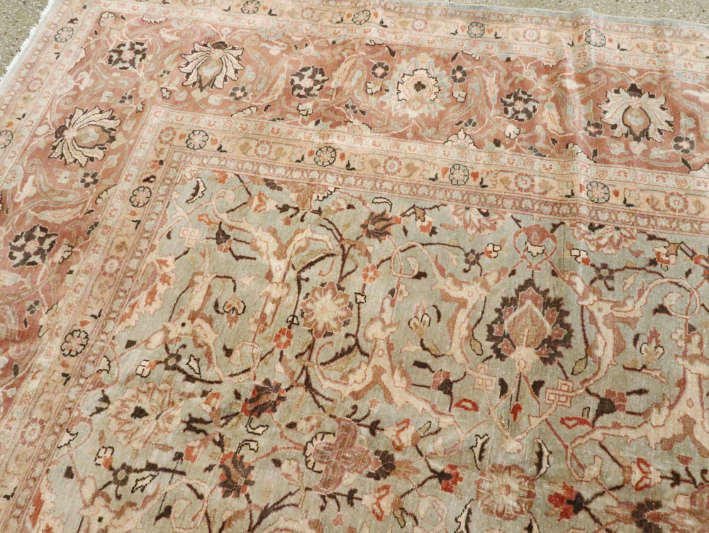 Antique Persian Mashad Carpet, No.20083 - Galerie Shabab