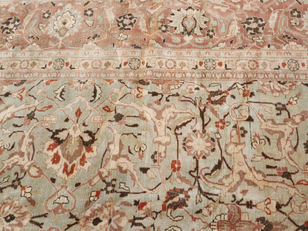 Antique Persian Mashad Carpet, No.20083 - Galerie Shabab