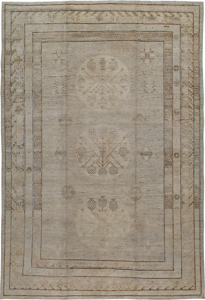 Vintage Khotan Carpet, No.20102 - Galerie Shabab