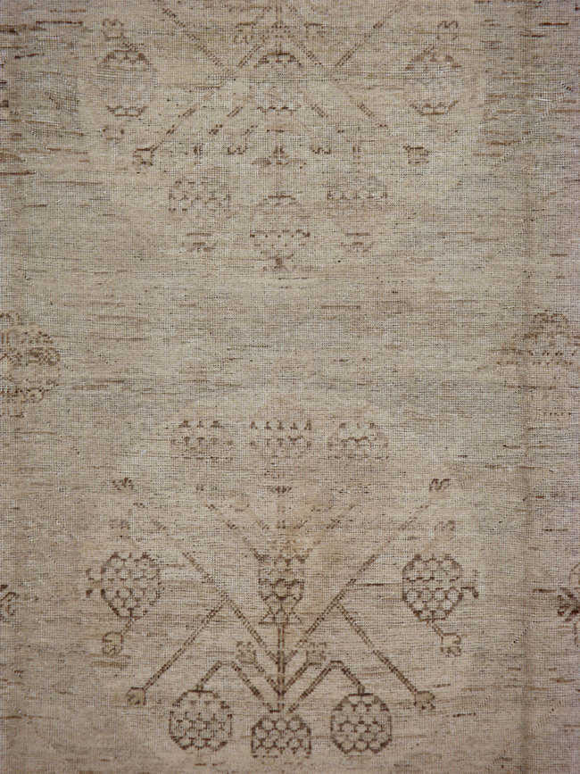Vintage Khotan Carpet, No.20102 - Galerie Shabab