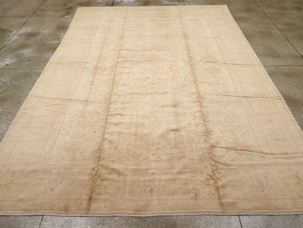 Antique Turkish Oushak Carpet, No.20105 - Galerie Shabab