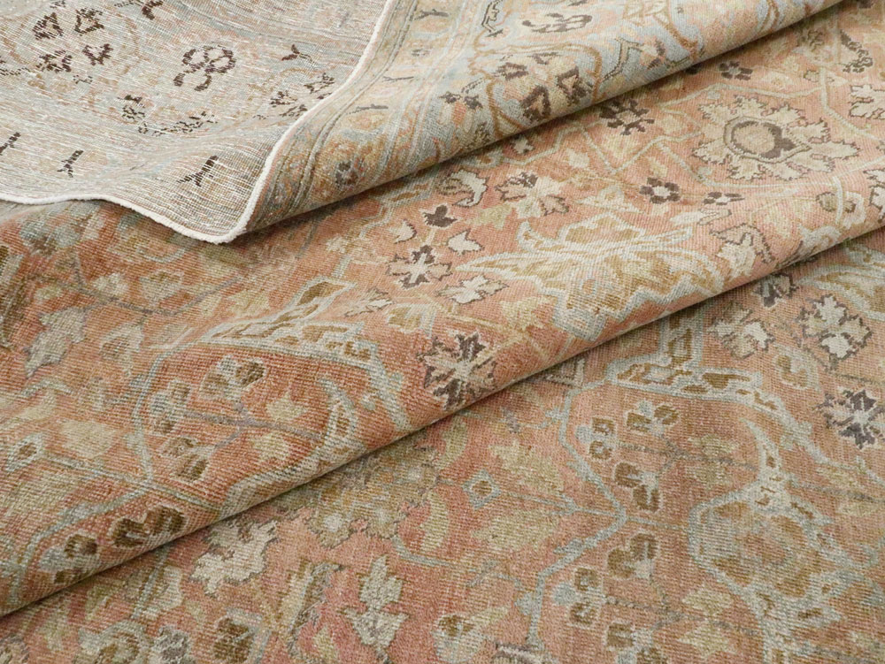 Antique Persian Tabriz Carpet, No.20106 - Galerie Shabab