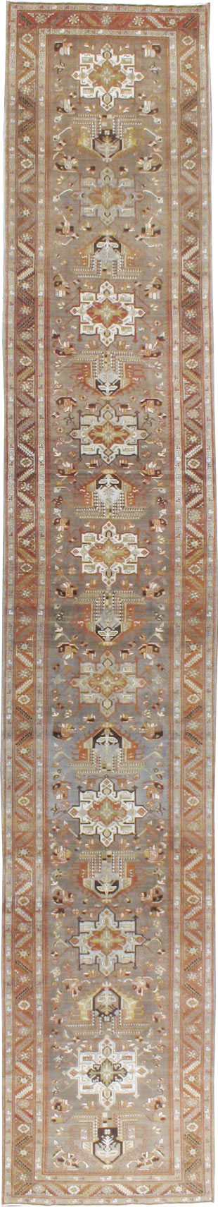 Antique Persian Heriz Runner, No.20130 - Galerie Shabab