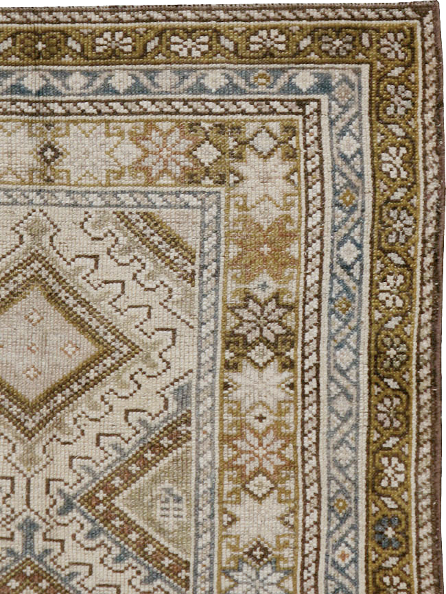 Antique Persian Kurdish Rug, No.20137 - Galerie Shabab