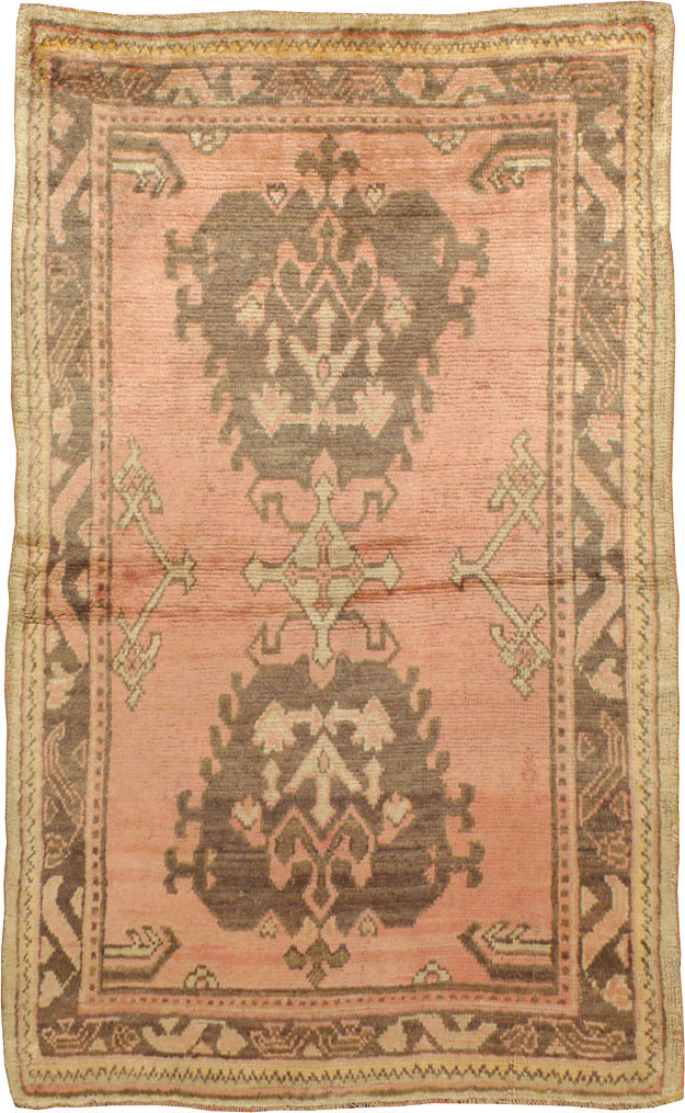 Antique Turkish Oushak Rug, No.20140 - Galerie Shabab