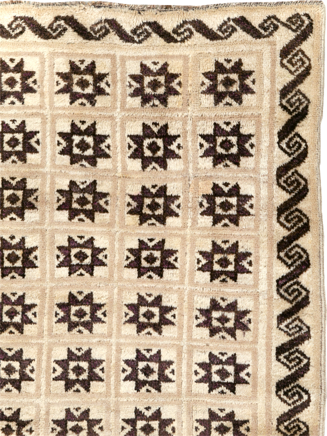 Vintage Anatolian Rug, No.20149 - Galerie Shabab