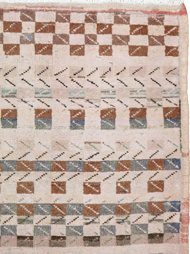 Vintage Turkish Anatolian Rug, No.20158 - Galerie Shabab