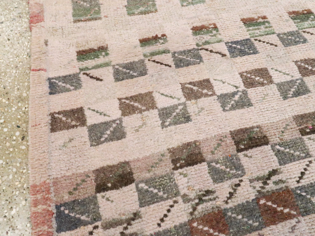 Vintage Turkish Anatolian Rug, No.20158 - Galerie Shabab