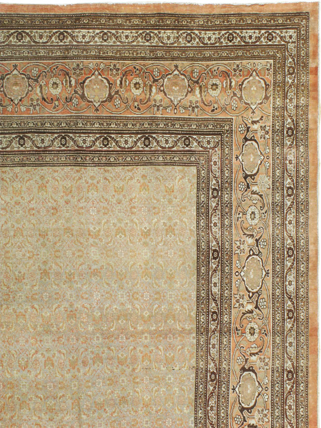 Antique Persian Tabiz Carpet, No.20170 - Galerie Shabab