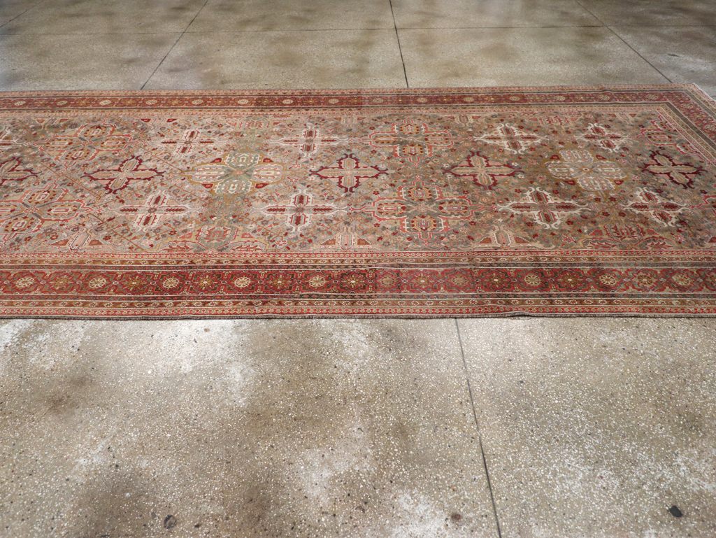 Antique Persian Joshegan Gallery Carpet, No.20171 - Galerie Shabab