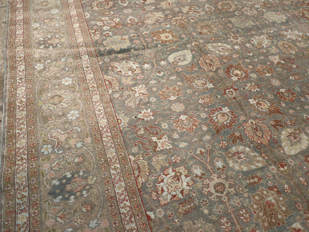 Antique Persian Tabriz Carpet, No.20173 - Galerie Shabab