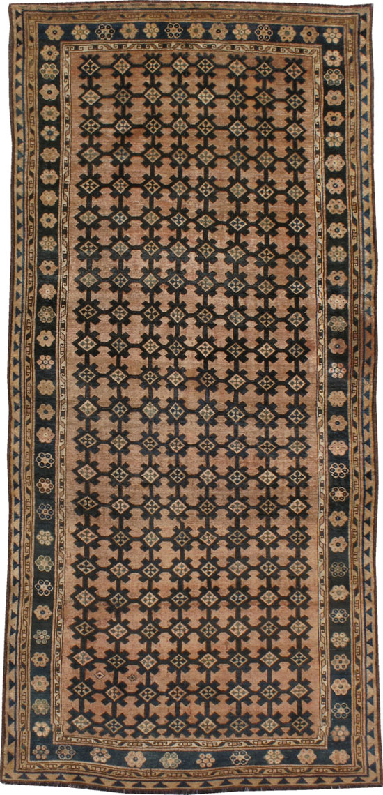 Antique Kirghiz Gallery Carpet, No.20188 - Galerie Shabab