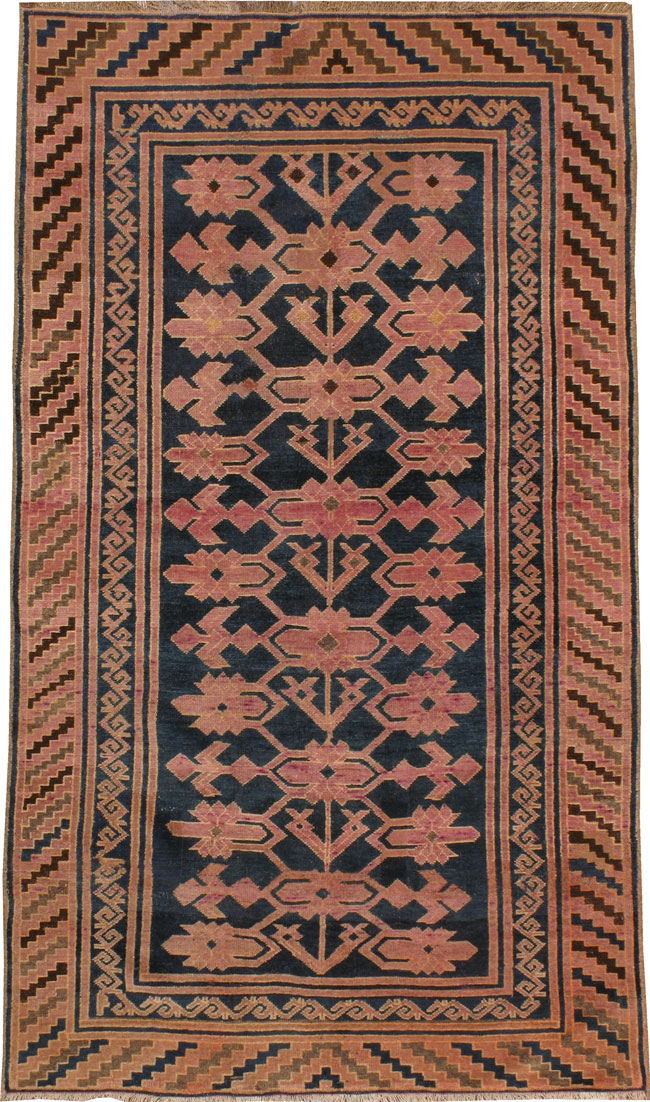 Antique Kirghiz Rug, No.20191 - Galerie Shabab