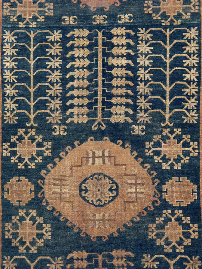 Antique East Turkestan Kirghiz Rug, No.20192 - Galerie Shabab