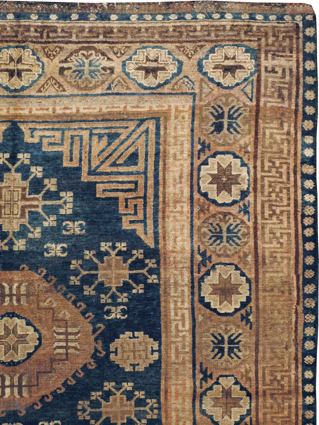 Antique East Turkestan Kirghiz Rug, No.20192 - Galerie Shabab