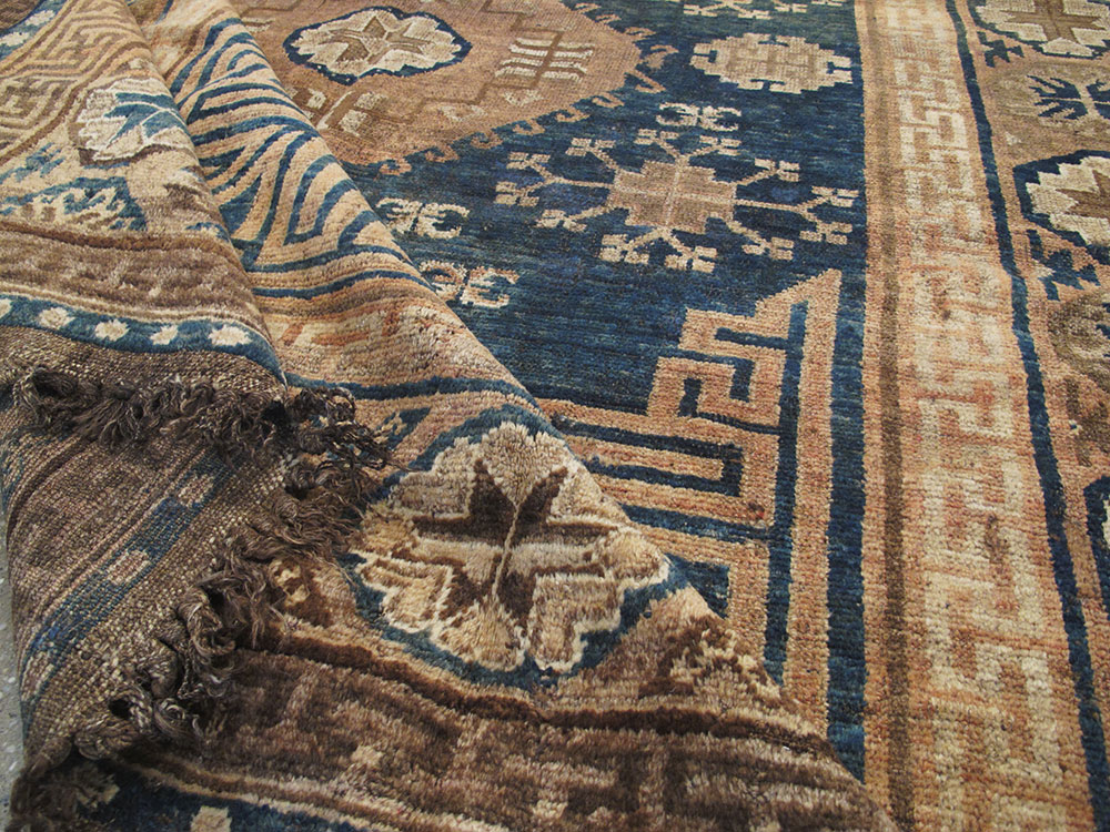 Antique East Turkestan Kirghiz Rug, No.20192 - Galerie Shabab